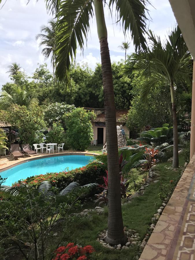 Hotel E Pousada Tropical Wind Do Cumbuco Bagian luar foto